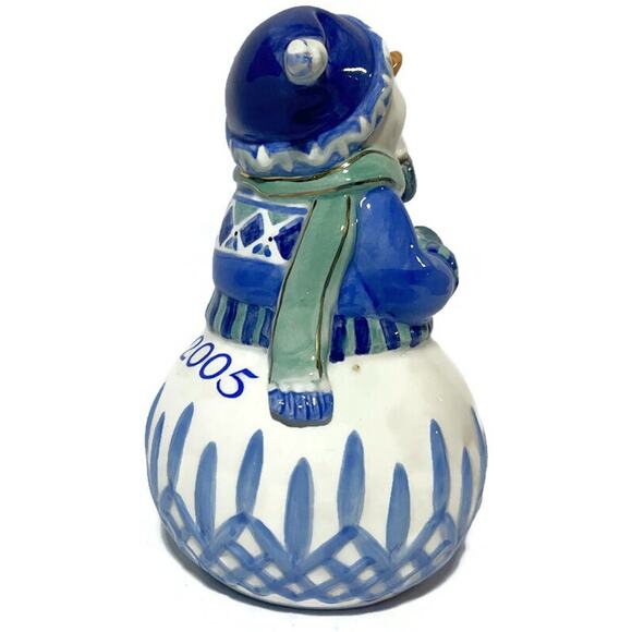 Waterford Holiday Heirlooms Lismore Lyle Bell Snowman With Cone 2005 4.5" - Picture 10 of 13